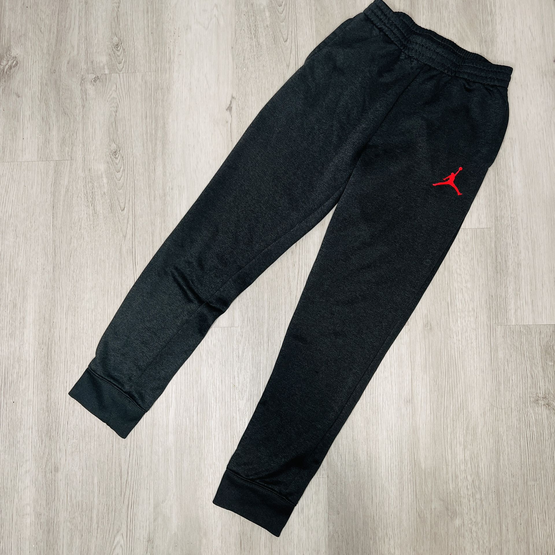 Boys 12-13 Size Large Jordan Sweat Pants Joggers Dark Gray And Red