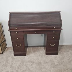 FREE DESK just Gotta Pick It Up