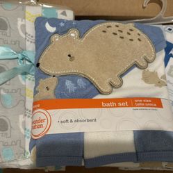 New: Boy Bath Towel & Burp Cloths 