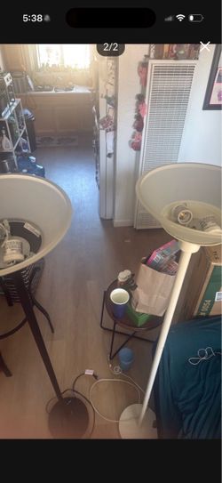 2 lamps