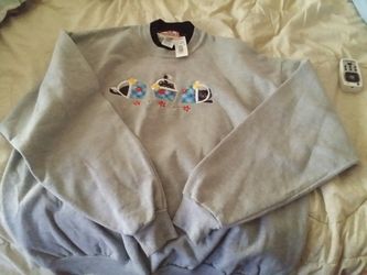 New XL Kitty in Basket Sweatshirt women's