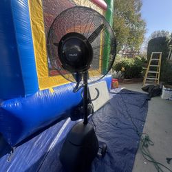 Fan With Mister And Water Reservoir