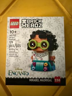 LEGO - Mirabel BrickHeadz