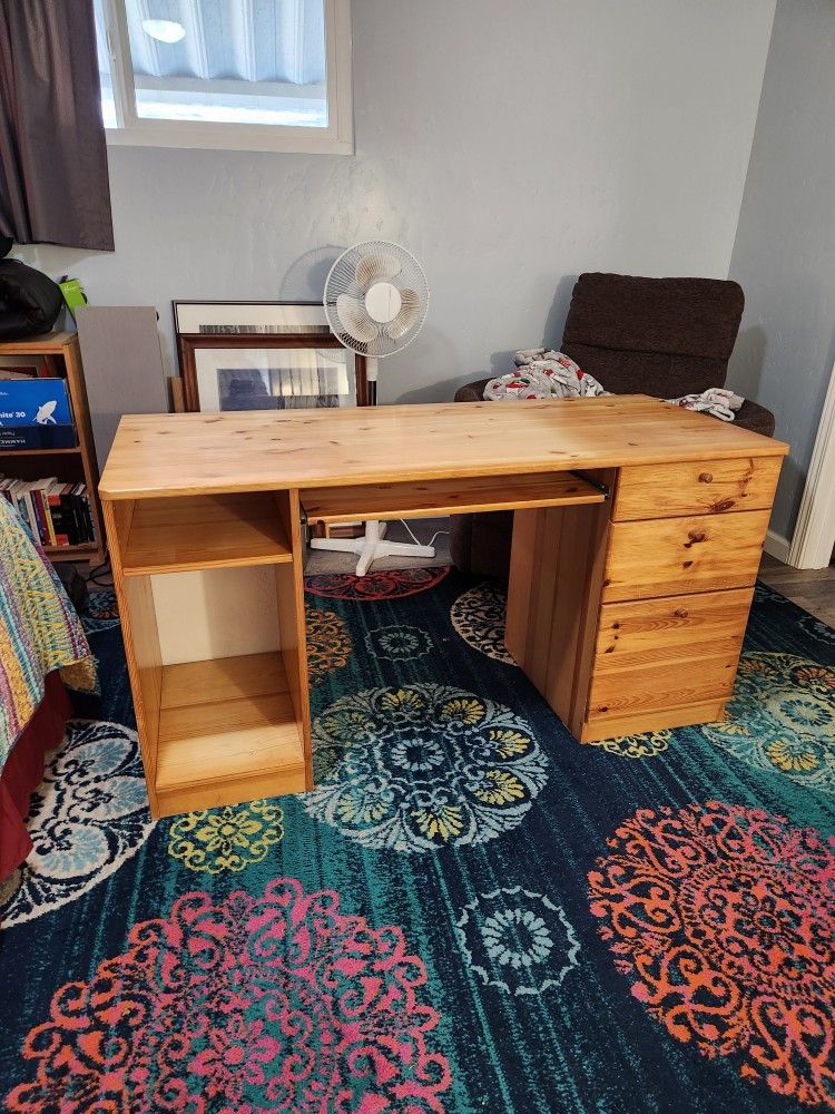 Pine Desk