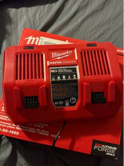 Milwaukee m18 dual rapid charger