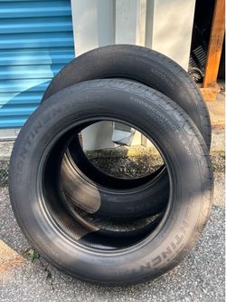 2 Used Tires Continental Crosscontact LX 275/60R20. Still have some life left.