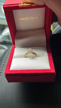 Don Roberto Jewelers Gold Diamond Halo Ring