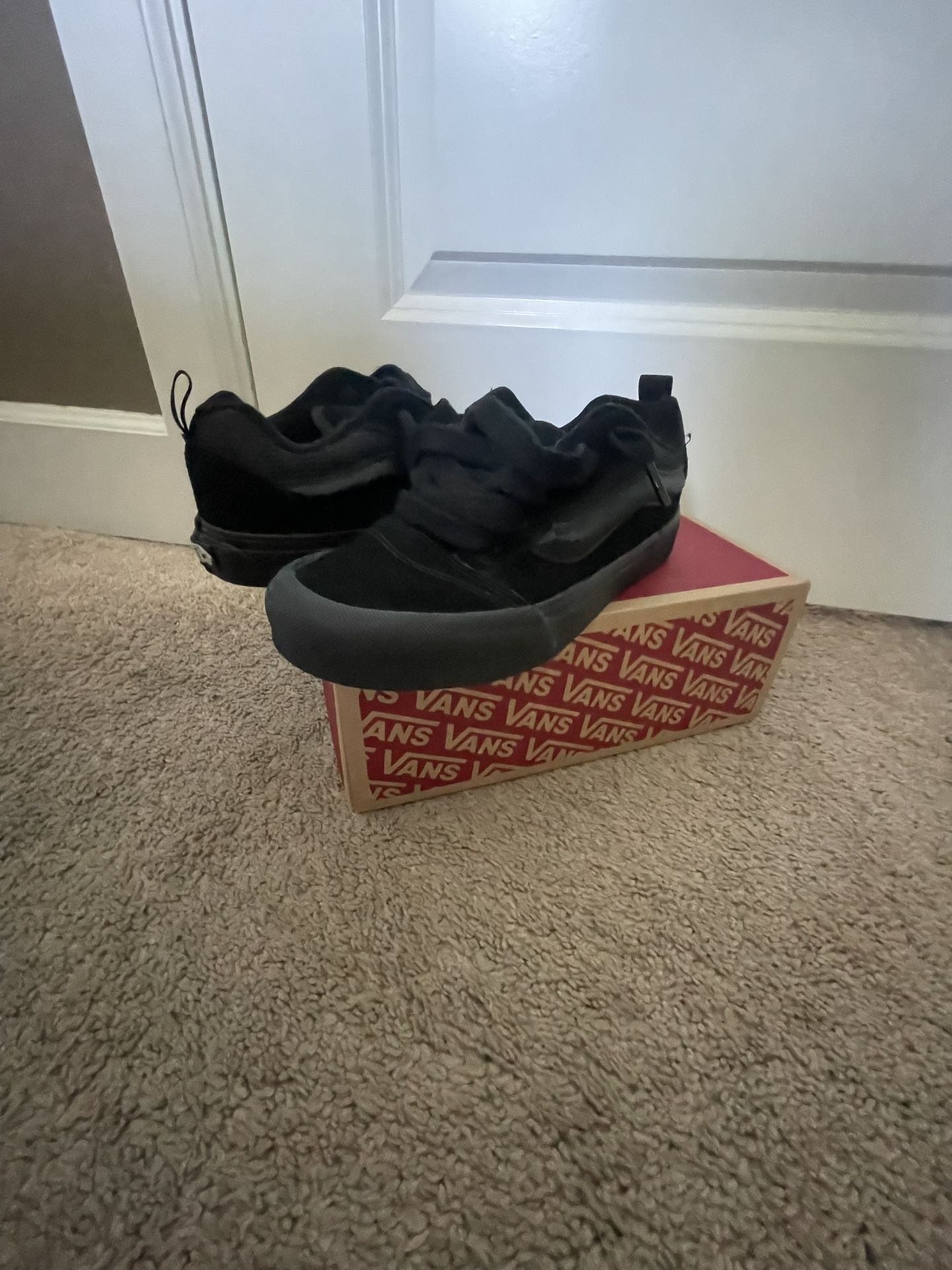 Vans Knu Schoo