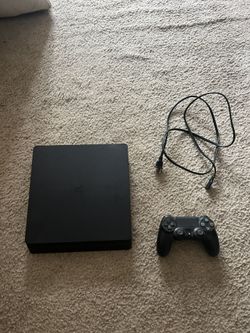 PS4 Slim