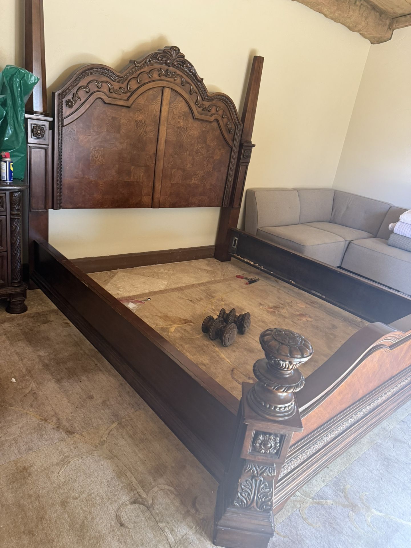 Kind Bed Frame And mattress