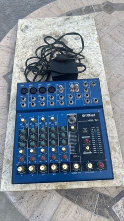 Yamaha mg8/2 fx mixer