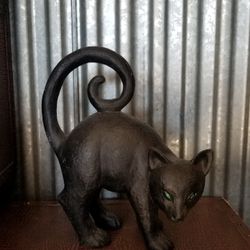 Cat Statue