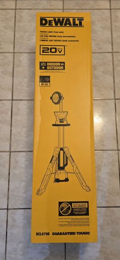 Dewalt 20v tripod light ( TOOL ONLY)