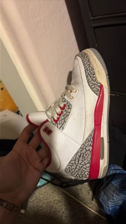 Jordan 3s cardinal reds
