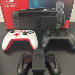 Nintendo Switch 
