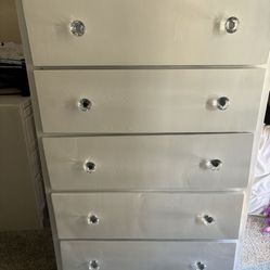 White Wooden Dresser 