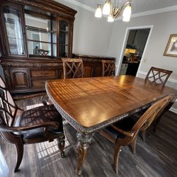 Exclusive Leather Dining Set Solid Wood 
