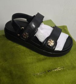 New & Authentic 100% TORY BURCH