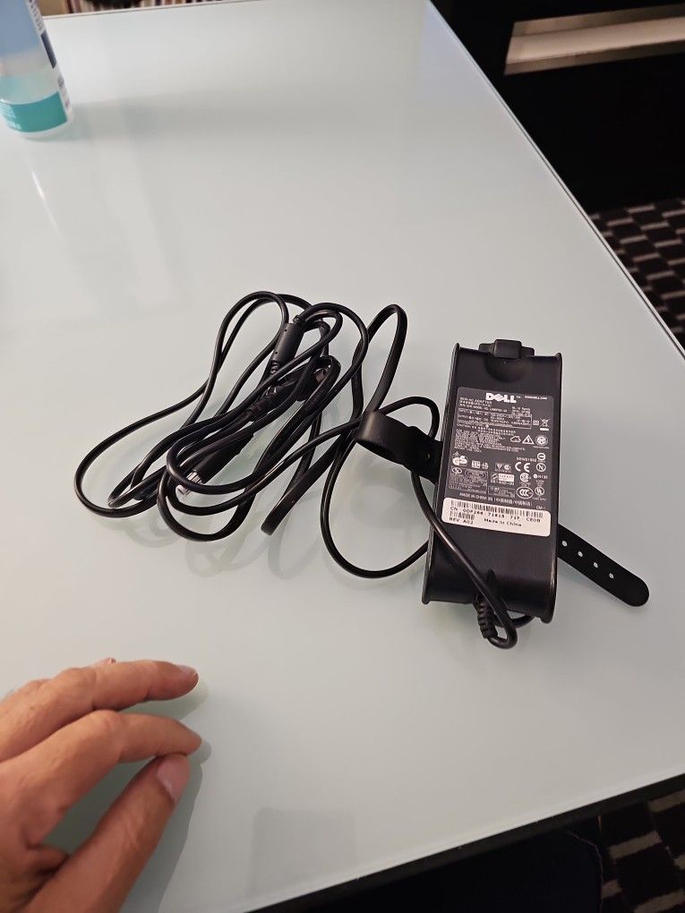 Genuine 90W Dell LA90PS0-00 AC Adapter Charger Power Cord