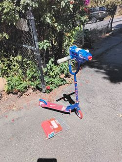 Nerf Blaster 2.0 Scooter complete with cartridges all for