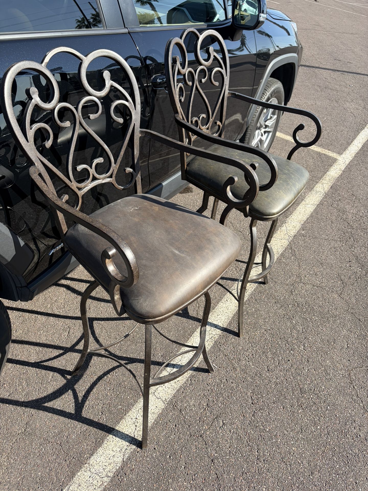 Pair of Heavy-Duty Bar Stools – Swivel, Armrests