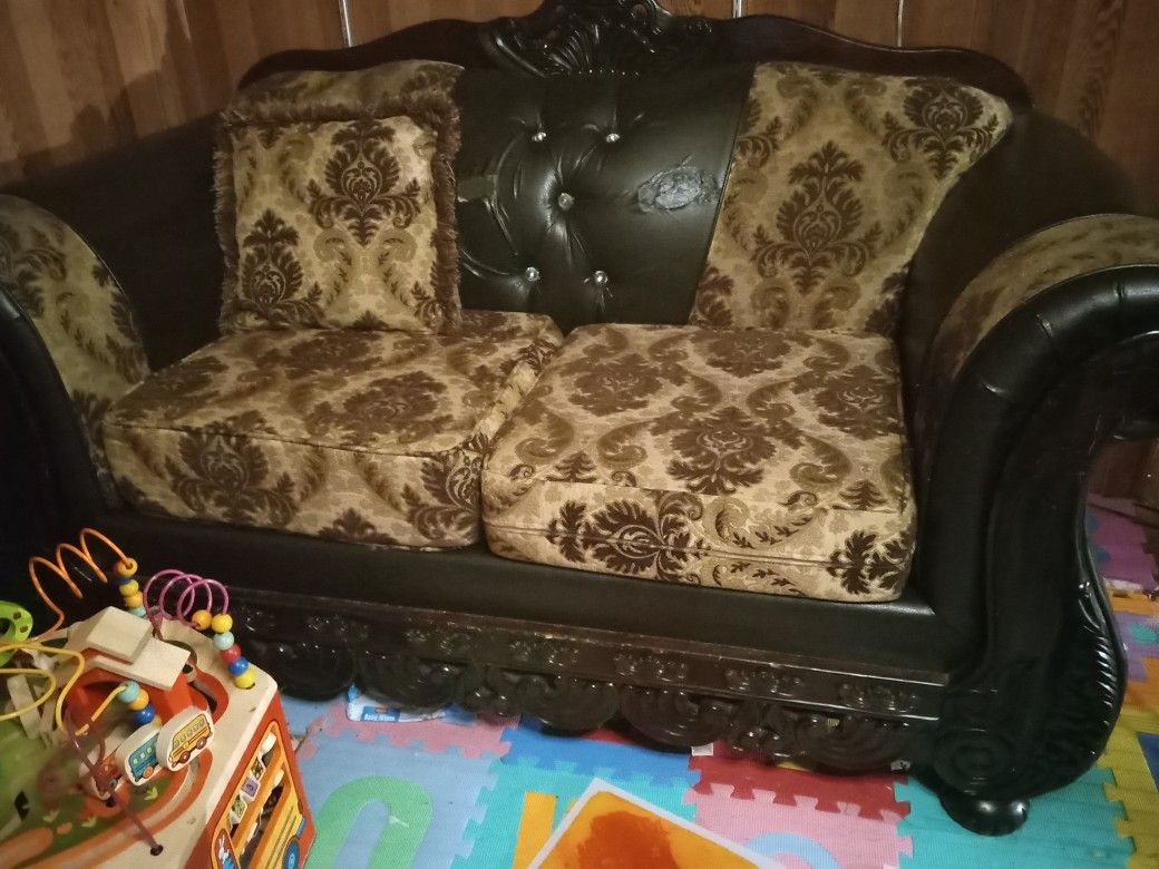 Victorian Loveseat