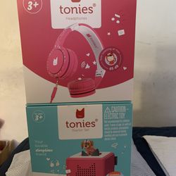 Pink Tonies Box With Headphones Brand New