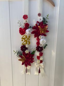 Graduation floral lei’s