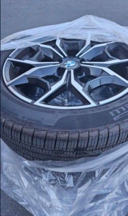 4 All Season Pirelli Tires 245/50R19 105H