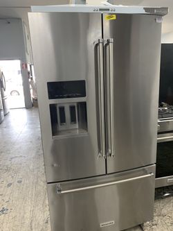 Kitchen aid French door in stainless steel