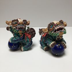 Foo Dogs 