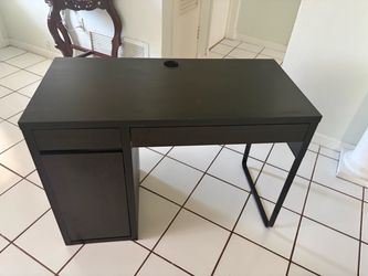 IKEA Micke Black-Brown Computer Desk