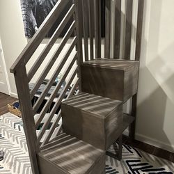 Bunk bed  with trundle, mattresses and a set of sheets