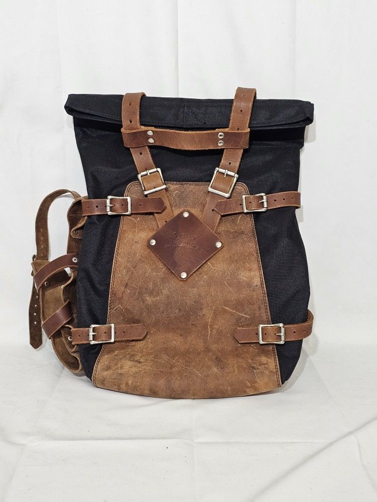 Mad Squirrell Warley Commuter Bag, Hadcrafted Genuine Leather EUC