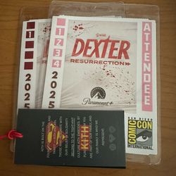 2025 Comic Con Badges, Male + Female