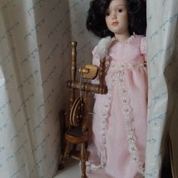 Danbury Mint Storybook Collection Sleeping Beauty 11" Porcelain Doll 
