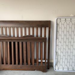 Crib/toddler bed