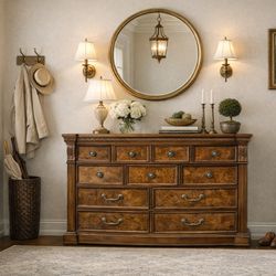 Lane Dresser