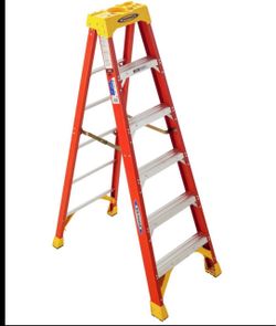 Werner Fiberglass Step Ladder
