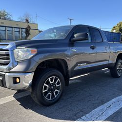 Toyota Tundra 4x4 2015