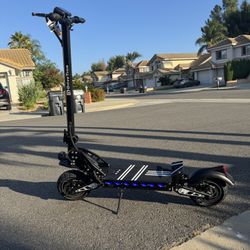 Dual-motor high-speed electric scooter