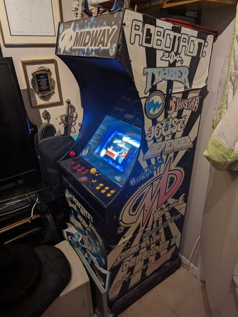 Midway Games Arcade Cabinet With 12 Games