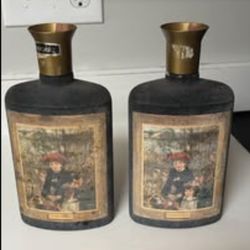 Set of 2 antique vintage whiskey decanter, but this one is part of an art series based on a famous painting. The price is for the set of two Antique v