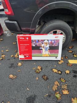 Brand New GOOGLE TV 40 In'