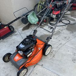 Husqvarna Honda Self Propelled Mower READ DESCRIPTION 