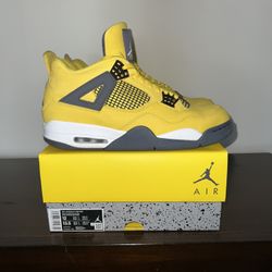 Jordan 4 Lightning Size 12
