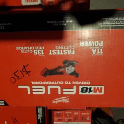 MILWAUKEE GRINDER $ 130 PRECIO FIRME.