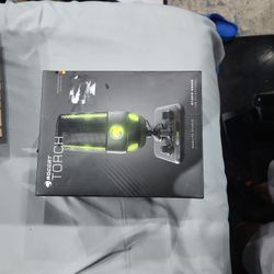 ROCCAT TORCH STUDIO GRADE USB MICROPHONE