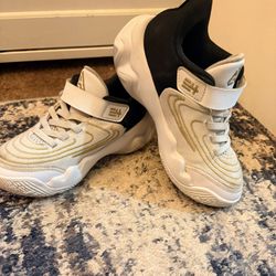 Nike Athen Lagos Little kids 11C Shoe