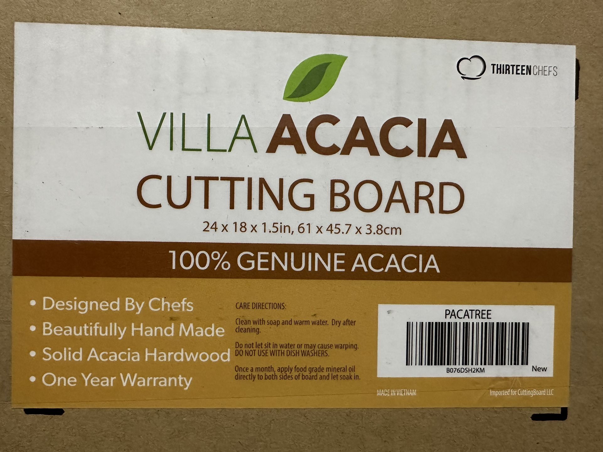 Thirteen Chef's Villa Acacia Wood Cutting Board HUGE 24" x 18" x 1.5" Brand New